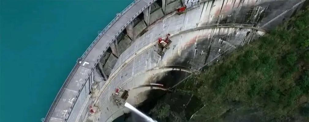元素地牢（打破界限，以水攻水；游刃有余，以液爆地牢）